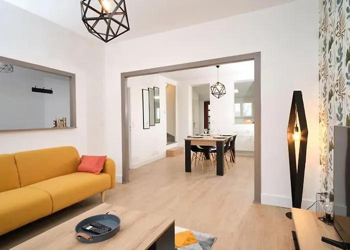 Hébergement de vacances Maison 2 Chambres, Jardin *